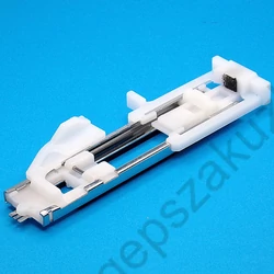Kép 3/3 - Janome Bernette asszimetrikus gomlyukkeret - 753801004