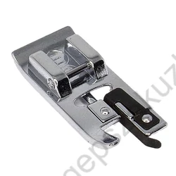 Kép 1/3 - Singer &quot;E&quot;  overlock talp 006907008