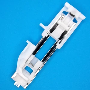 Janome Bernette asszimetrikus gomlyukkeret - 753801004