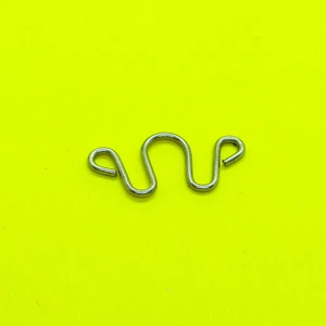 Naumann cérnavezető rugó tűszorítóhoz