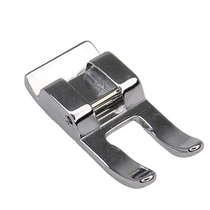 Nyitott lábujjú fém aplikáló / díszítő talp