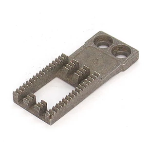 Singer 893, Lucznik 438,  anyagtovábbító fogazat