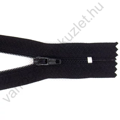 RT-0 cipzár, 30 cm  - fekete