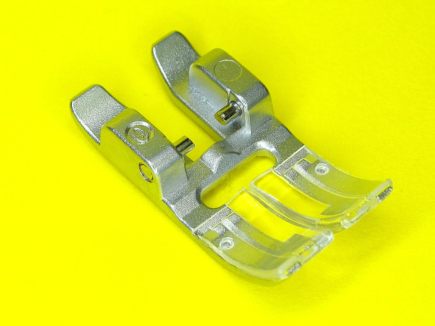 Pfaff 0A fém cikcakk talp 7mm IDT -  820250096