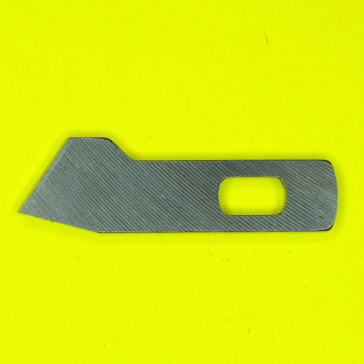 Merrylock 740 alsó kés  - A10531000