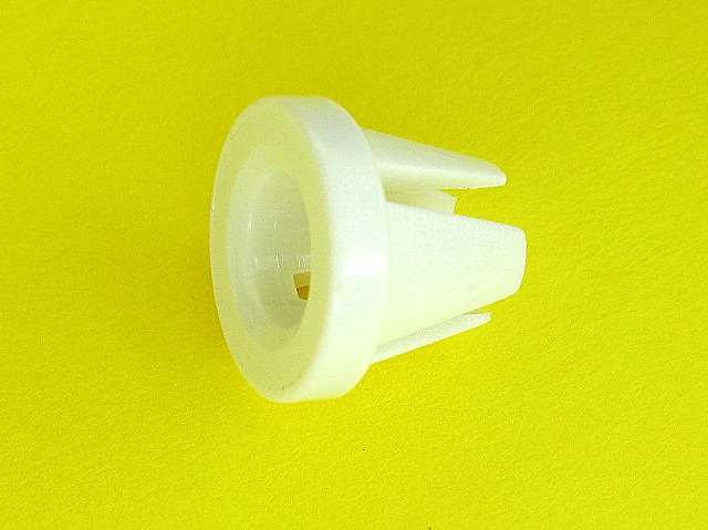 Pfaff, Janome, Gritzner pici  cérna leszorító karika - 9303604844000 