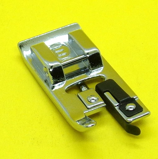 Singer overlock talp fekvő hurokfogóhoz  - 006907008