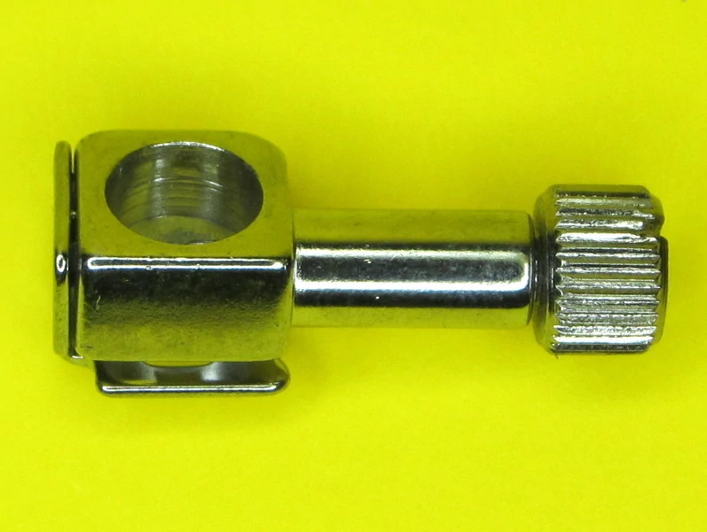 Singer 117 tűbilincs  - 168507