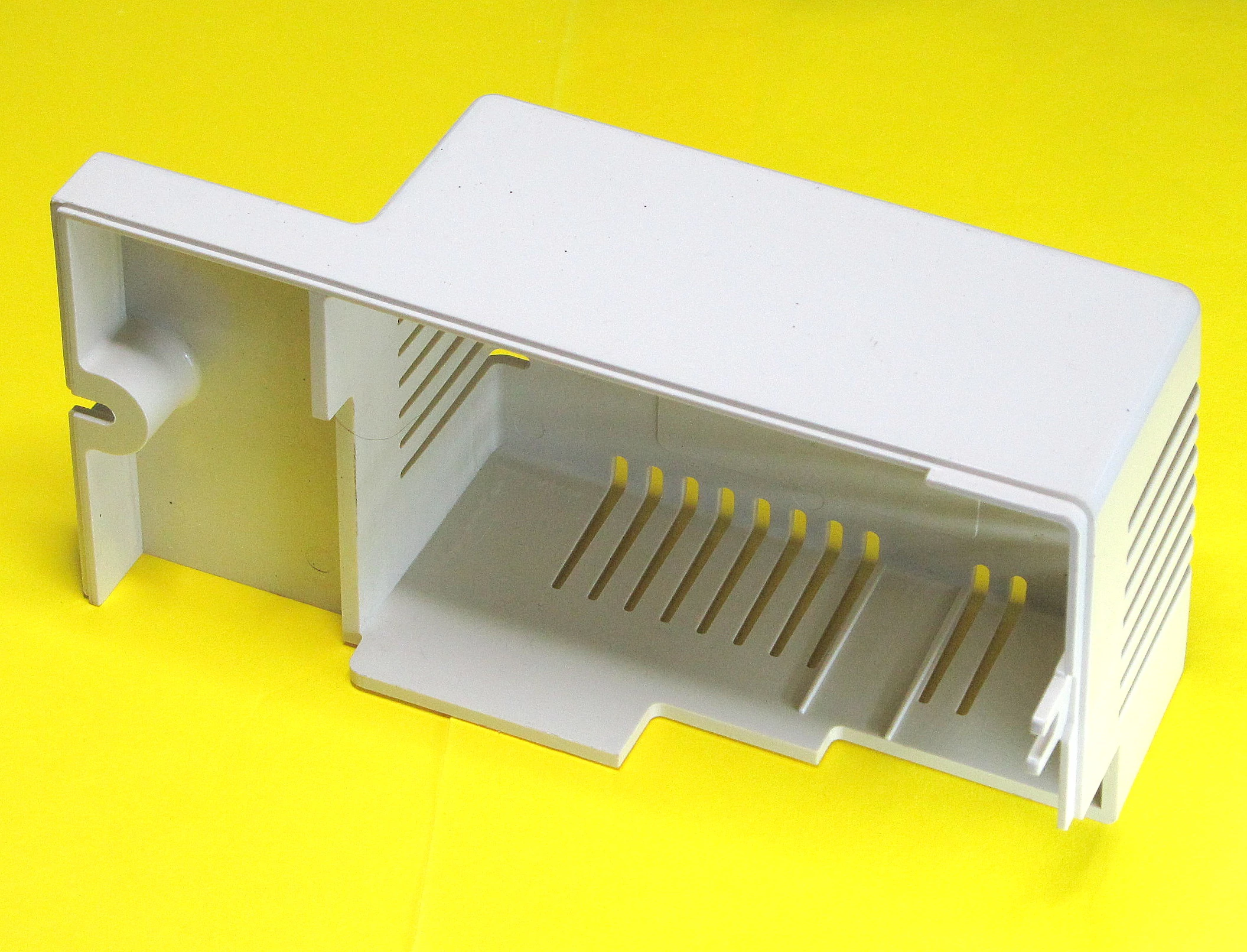 Singer  motor burkolat  - 410258