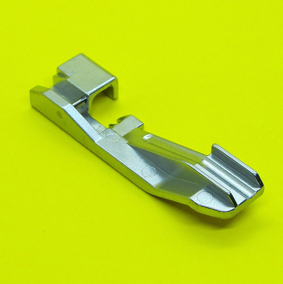 Singer 14SH754  gyöngyfelvarró  talp - 550624