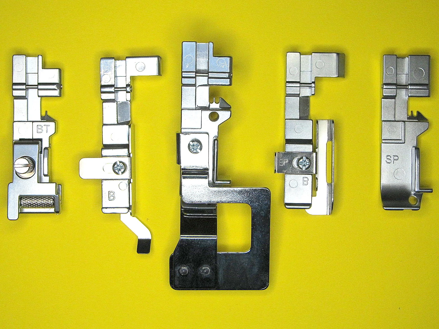 Lidl  Singer  / Jaguár / Gritzner lock talpszett - TB115